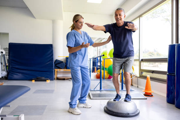 Physio for Seniors: Strategies to Maintain Mobility & Independence
